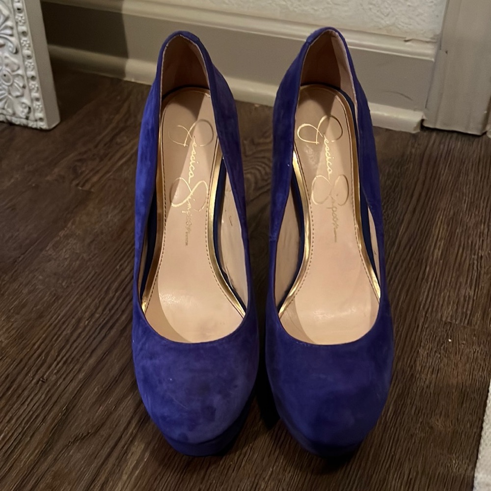 Jessica Simpson heels